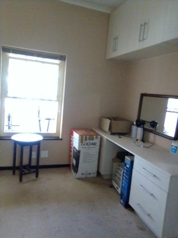 2 Bedroom Property for Sale in Albertinia Western Cape